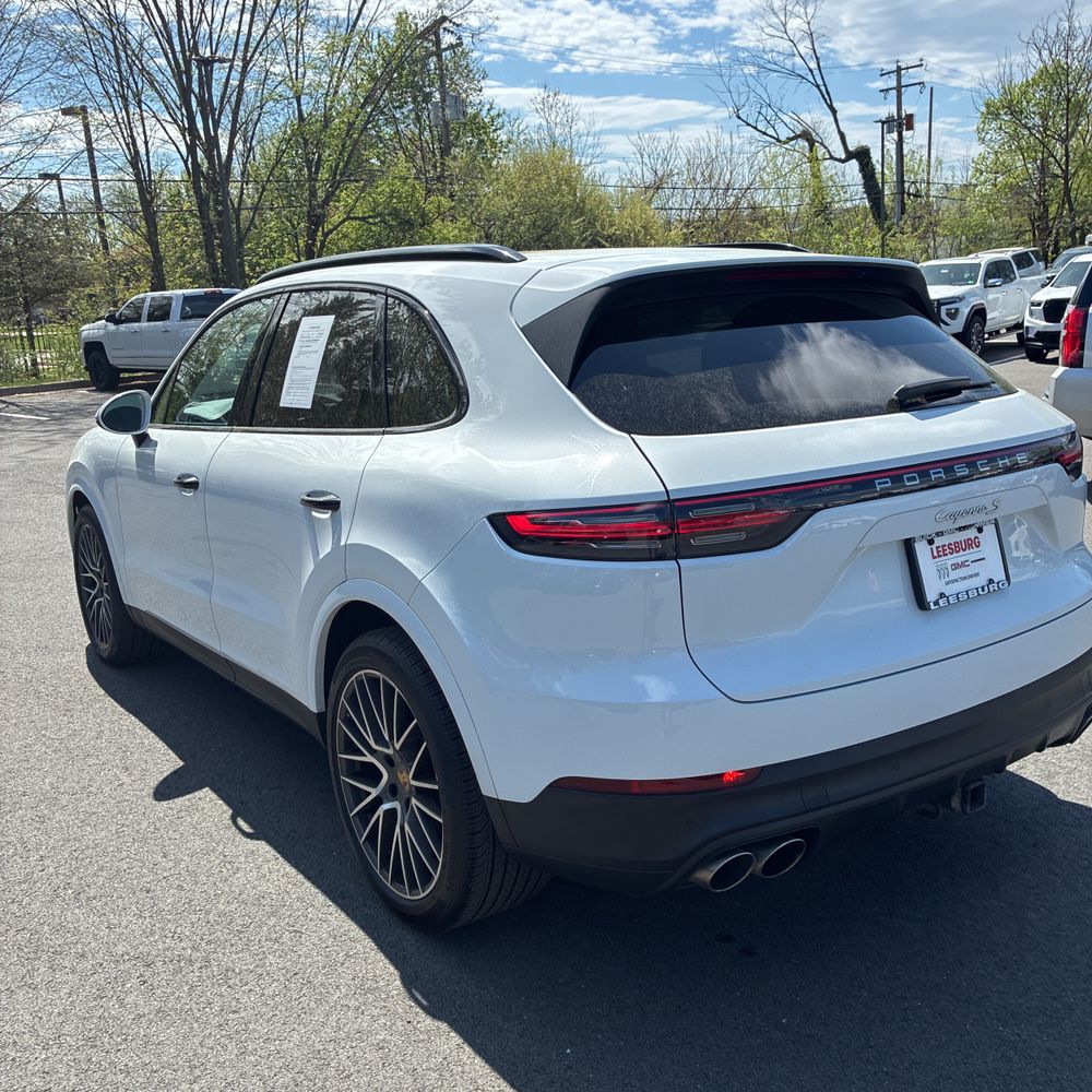 2022 Porsche Cayenne S