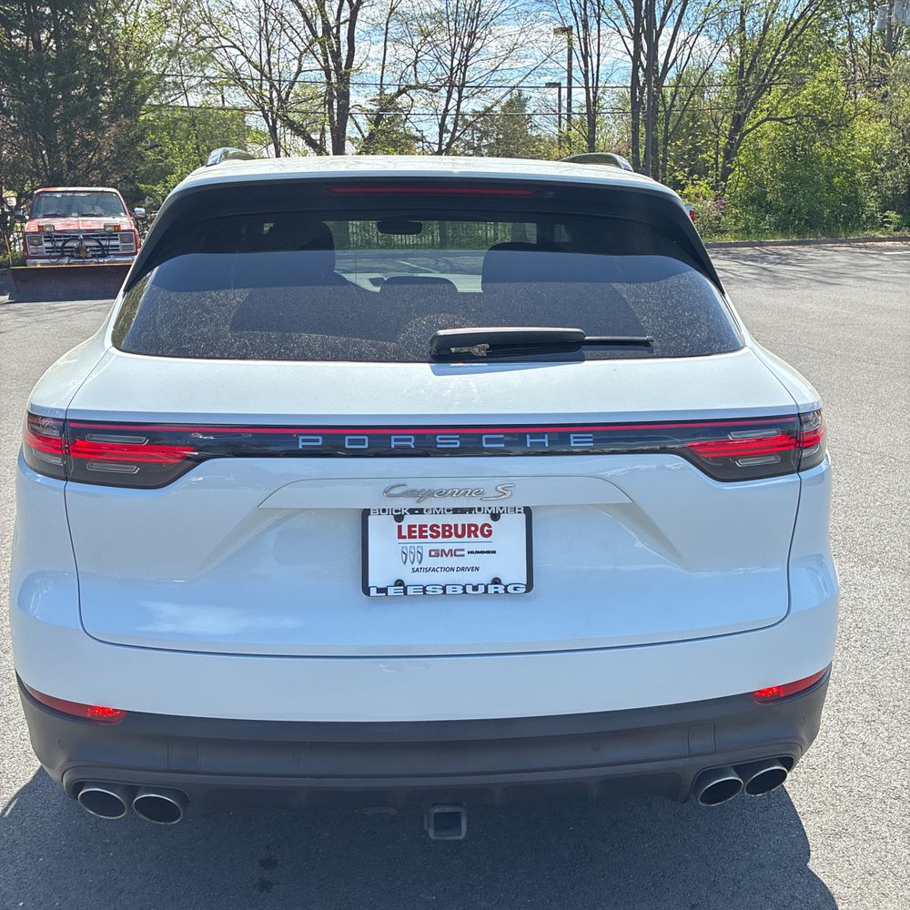 2022 Porsche Cayenne S