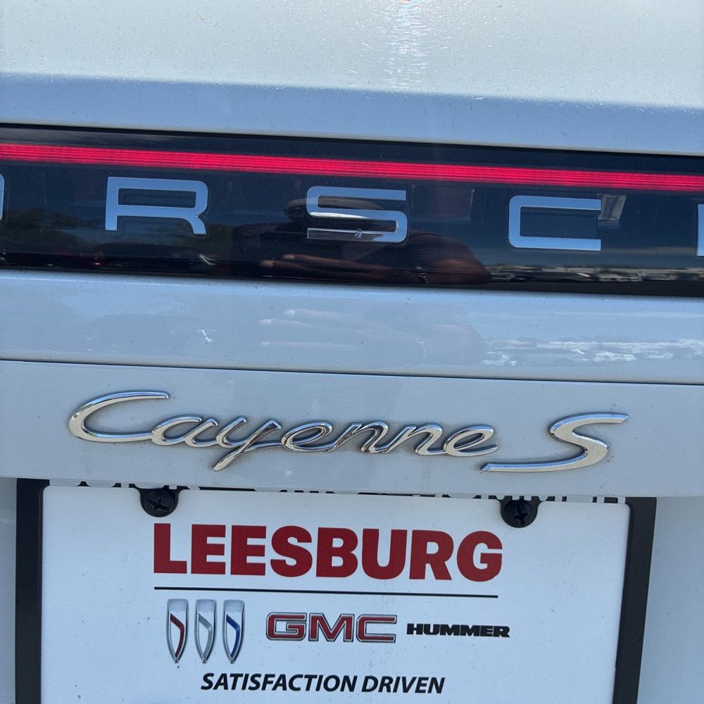 2022 Porsche Cayenne S