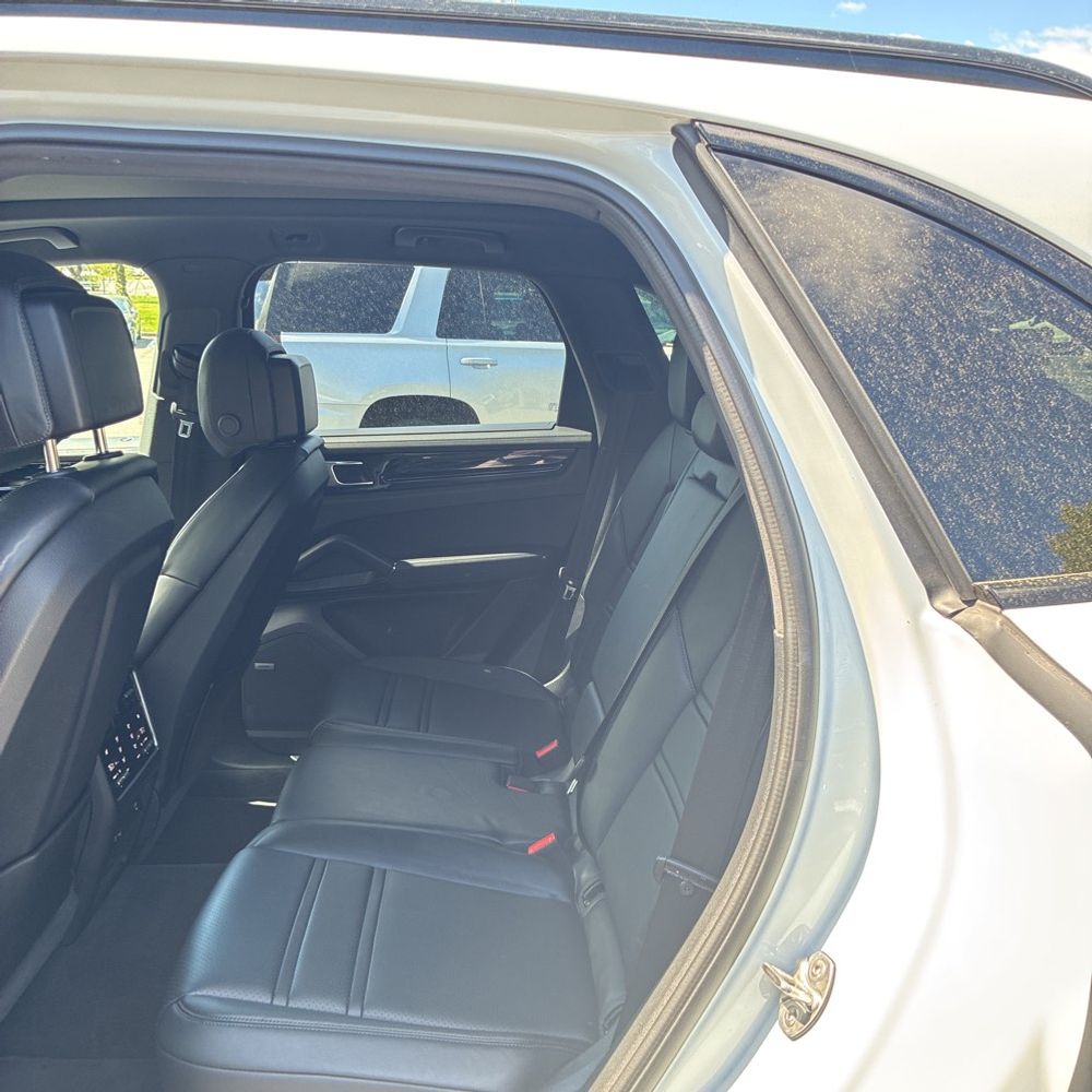 2022 Porsche Cayenne S
