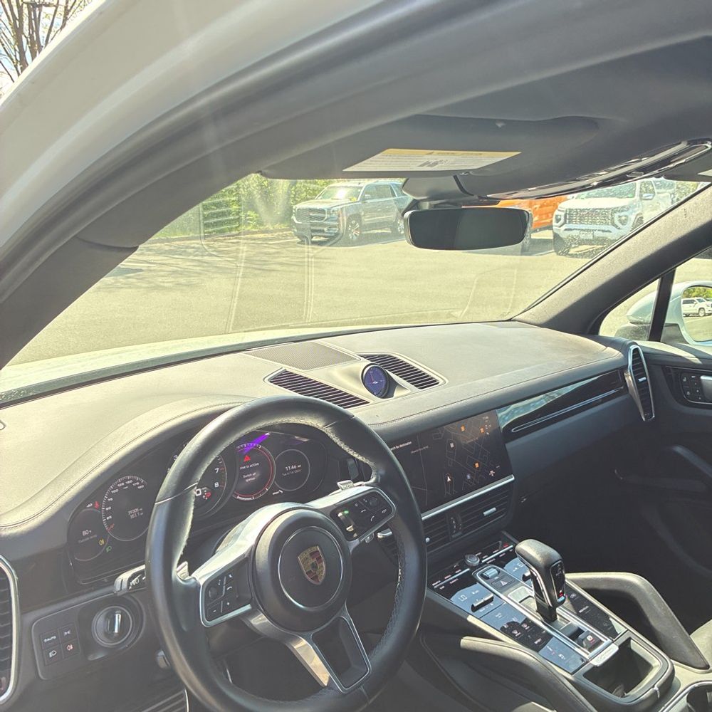 2022 Porsche Cayenne S