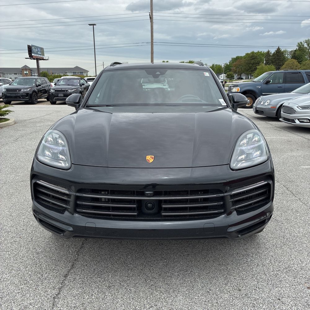 2023 Porsche Cayenne S Platinum Edition