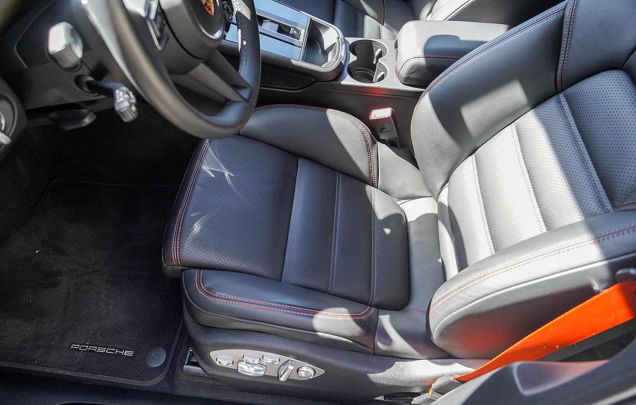 2025 Porsche Macan GTS