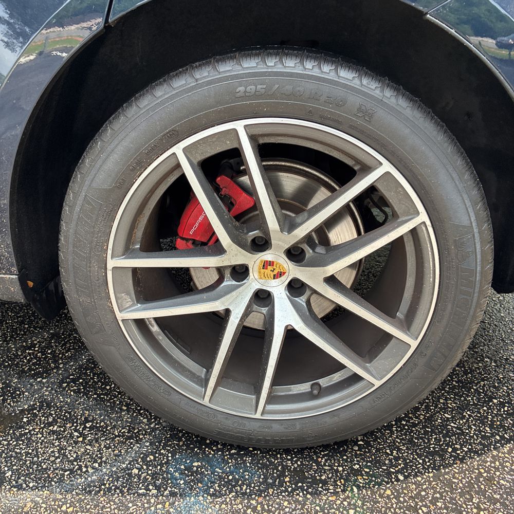 2022 Porsche Macan S