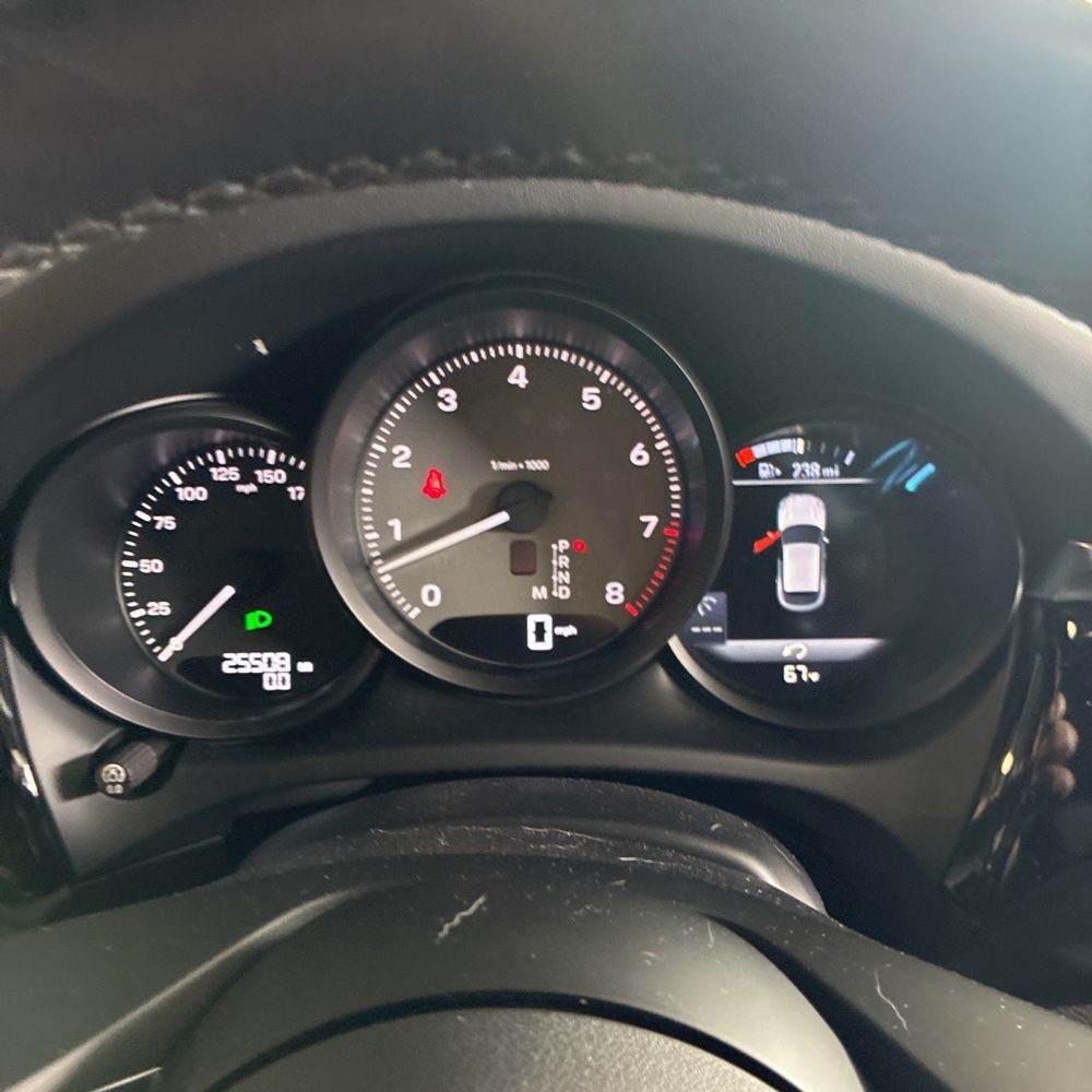 2022 Porsche Macan S