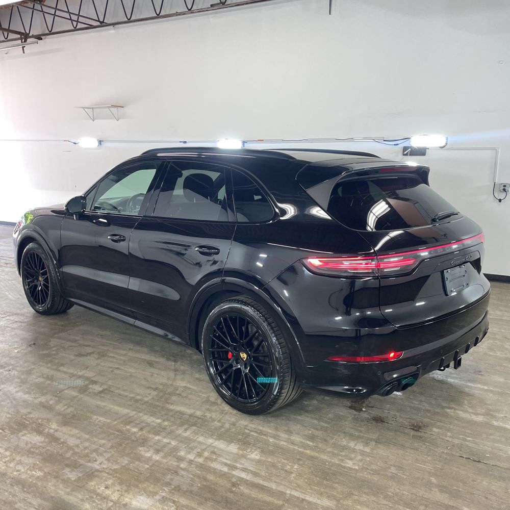 2023 Porsche Cayenne GTS