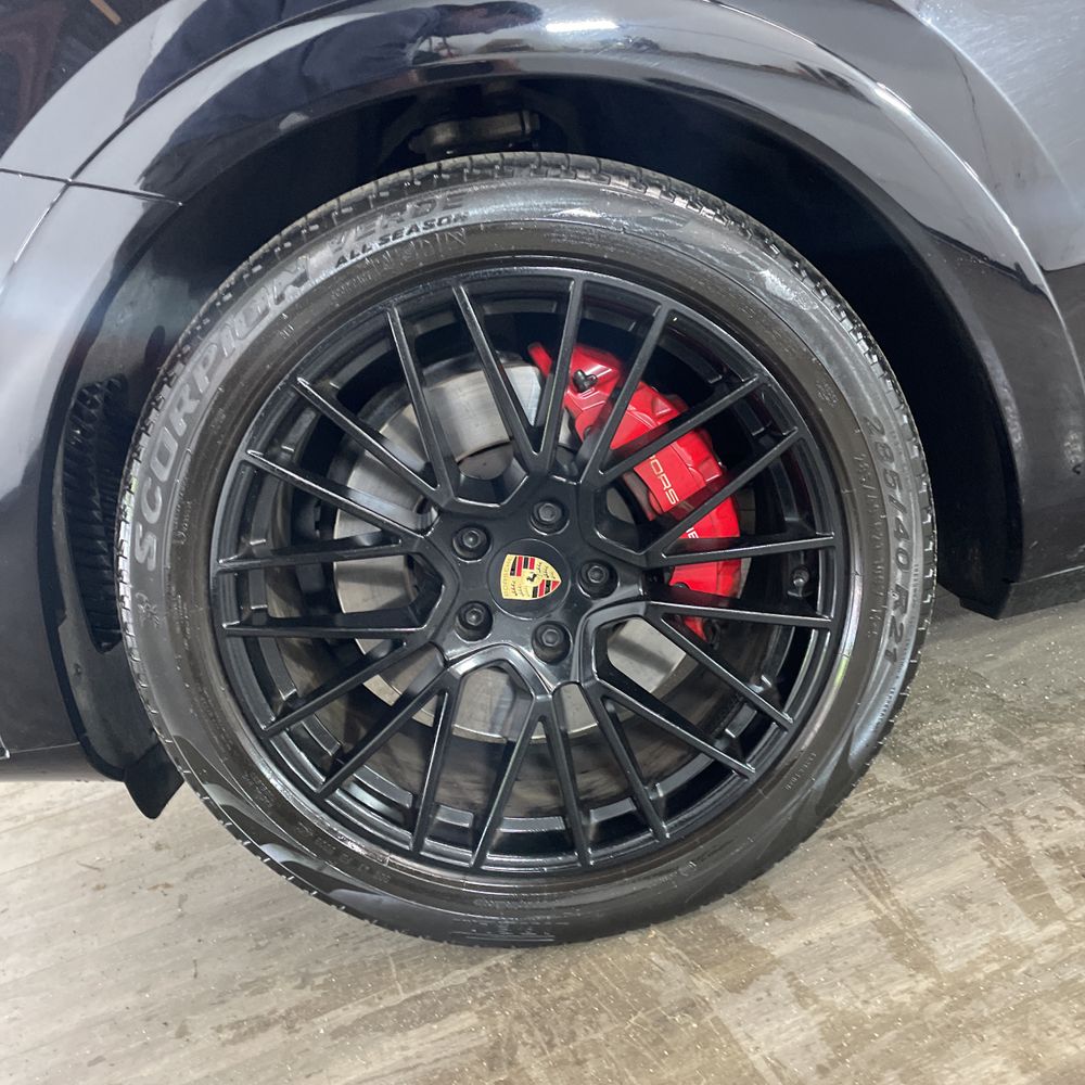 2023 Porsche Cayenne GTS