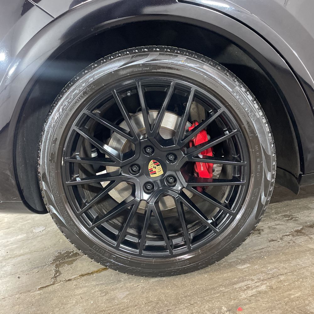 2023 Porsche Cayenne GTS