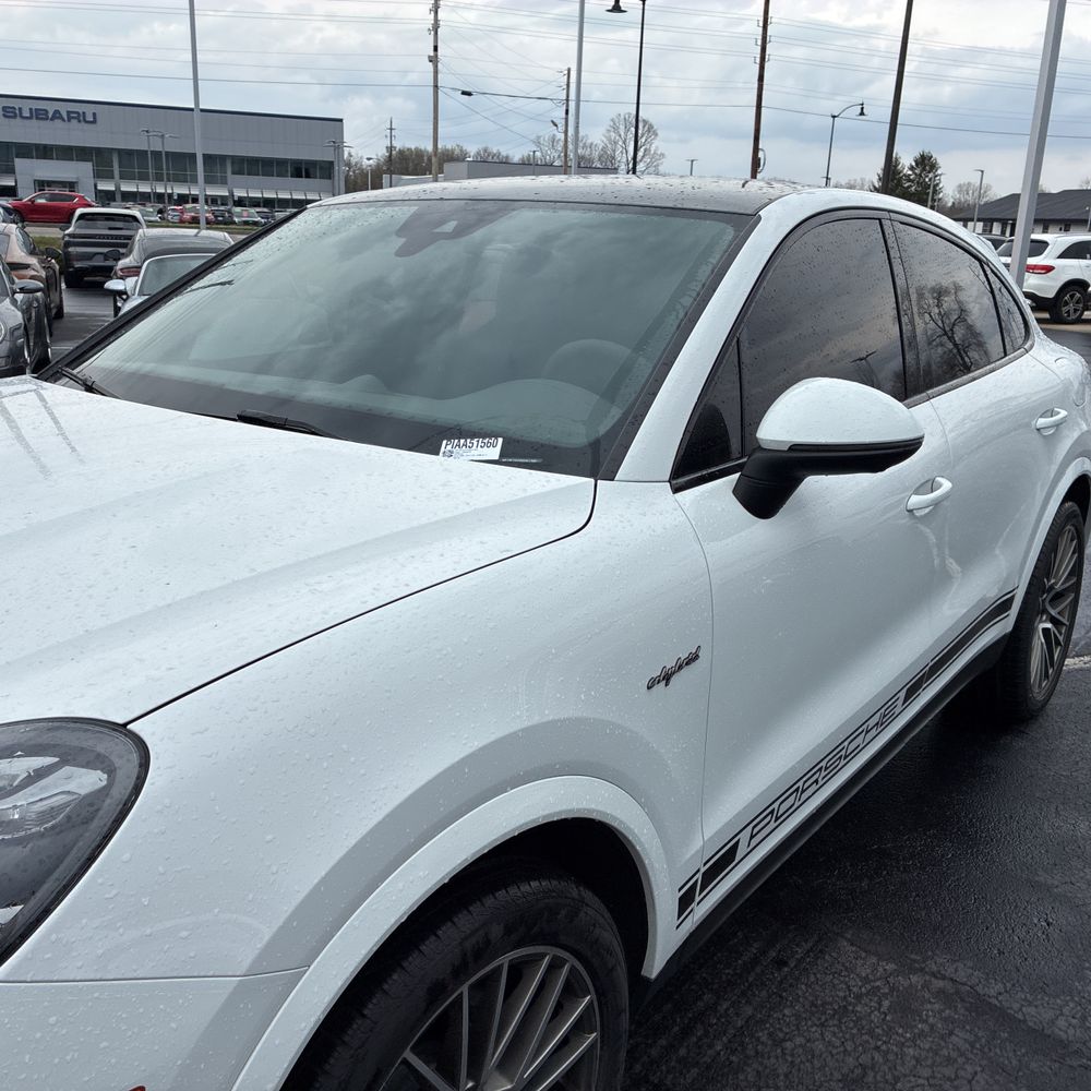 2022 Porsche Cayenne E-Hybrid Coupe Platinum Edition