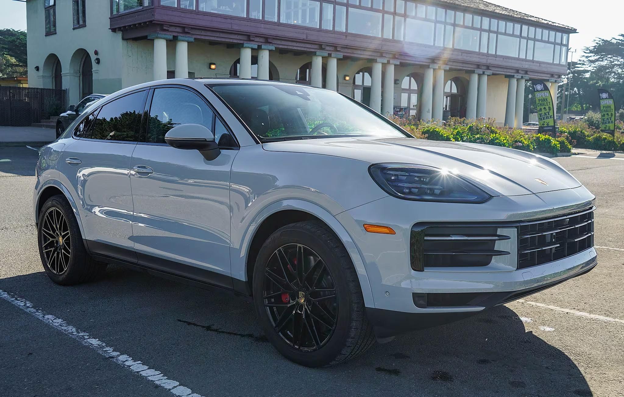 2024 Porsche Cayenne S Coupe