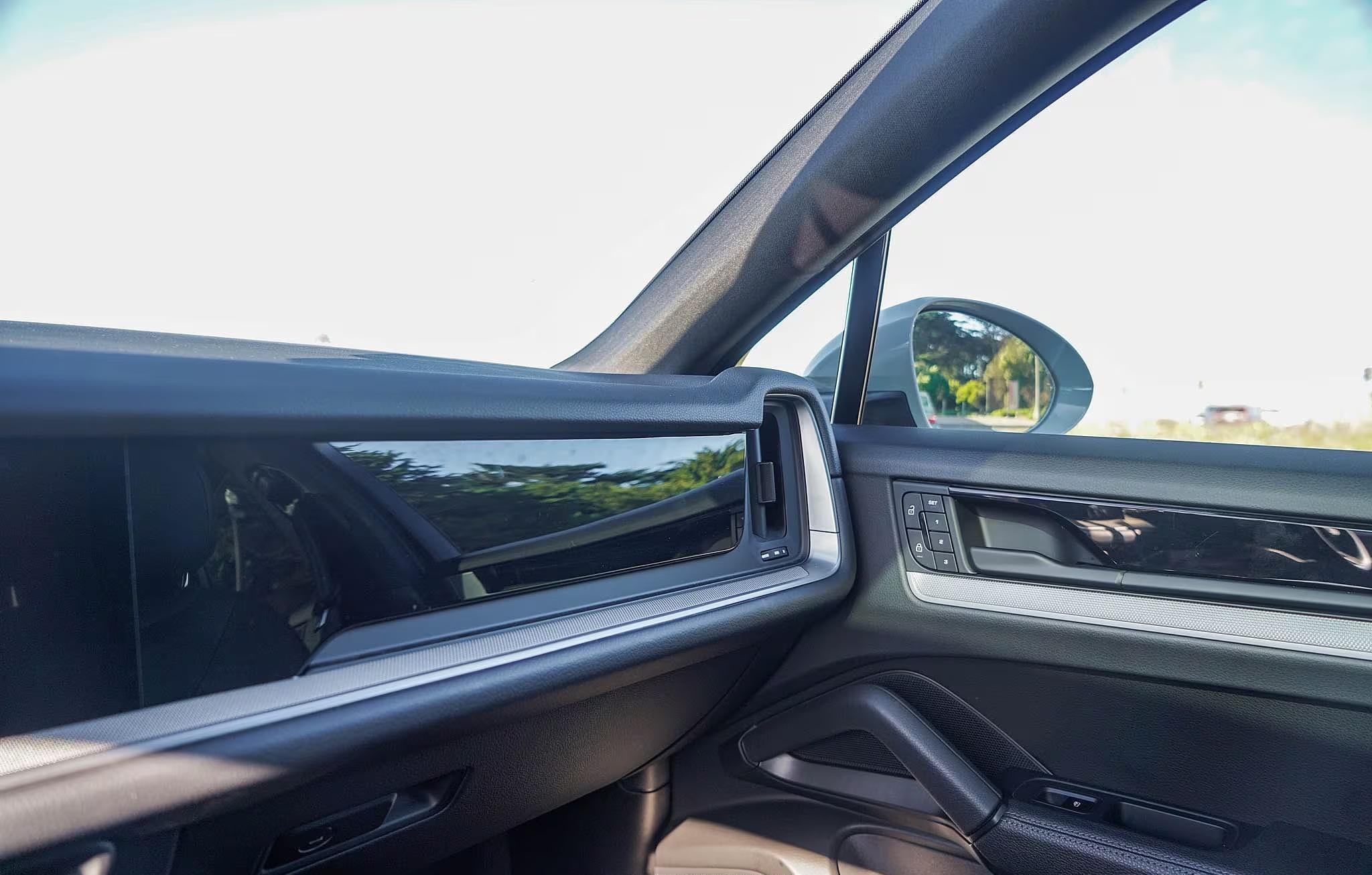 2024 Porsche Cayenne S Coupe