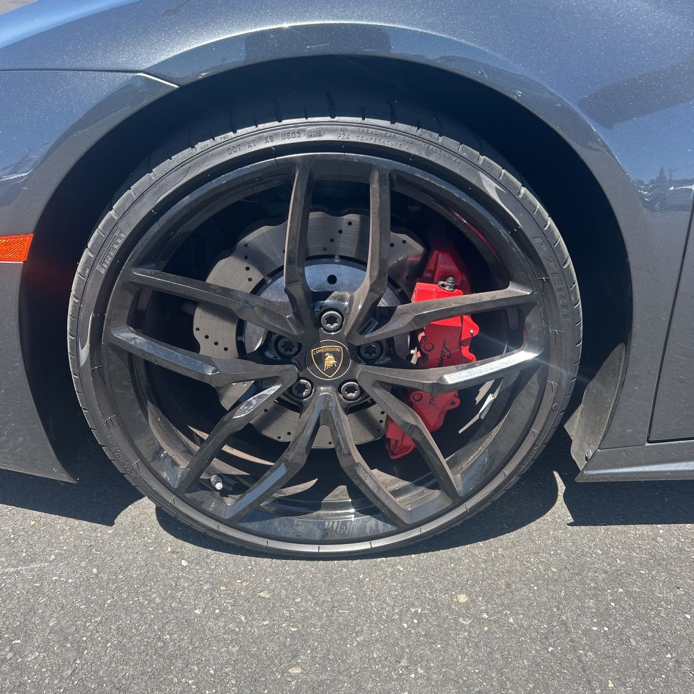 2017 Lamborghini Huracan LP 580-2