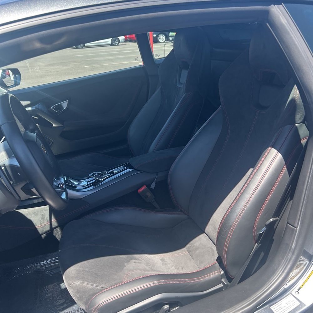 2017 Lamborghini Huracan LP 580-2