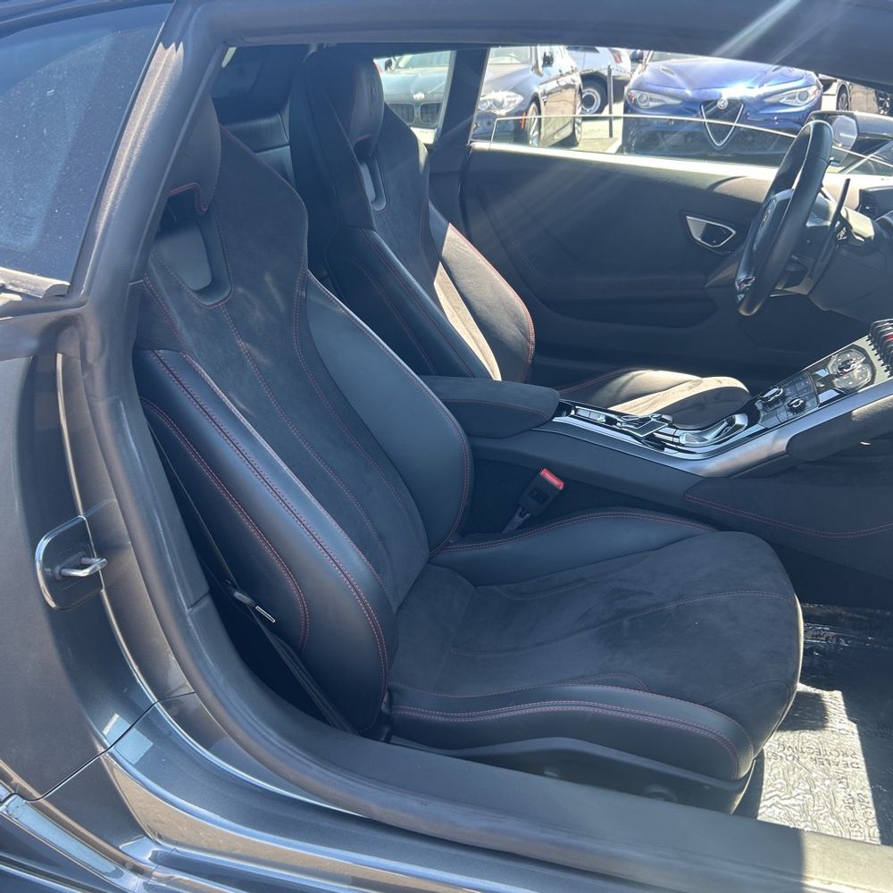 2017 Lamborghini Huracan LP 580-2