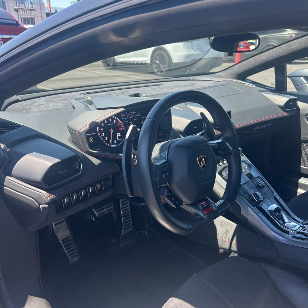 2017 Lamborghini Huracan LP 580-2
