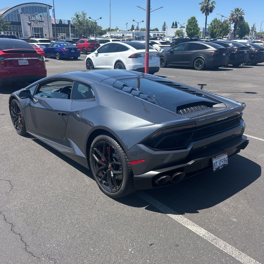 2017 Lamborghini Huracan LP 580-2