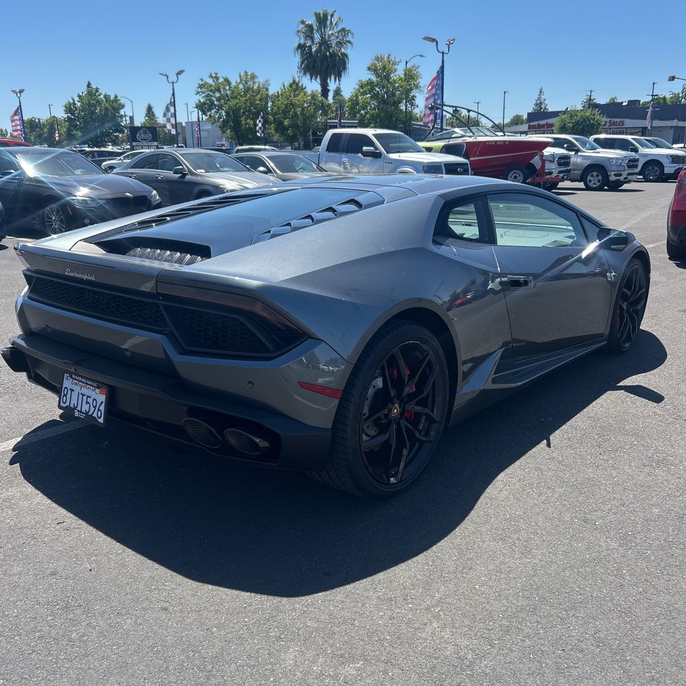 2017 Lamborghini Huracan LP 580-2