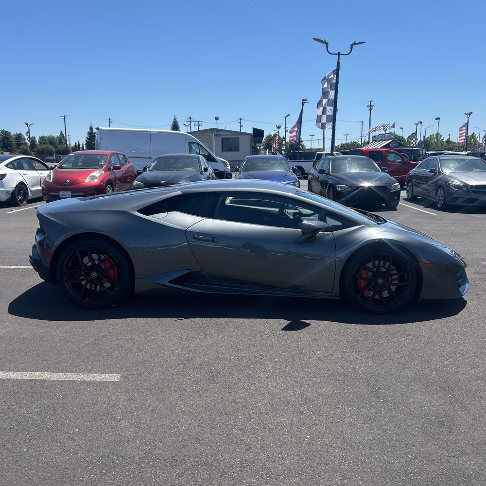 2017 Lamborghini Huracan LP 580-2