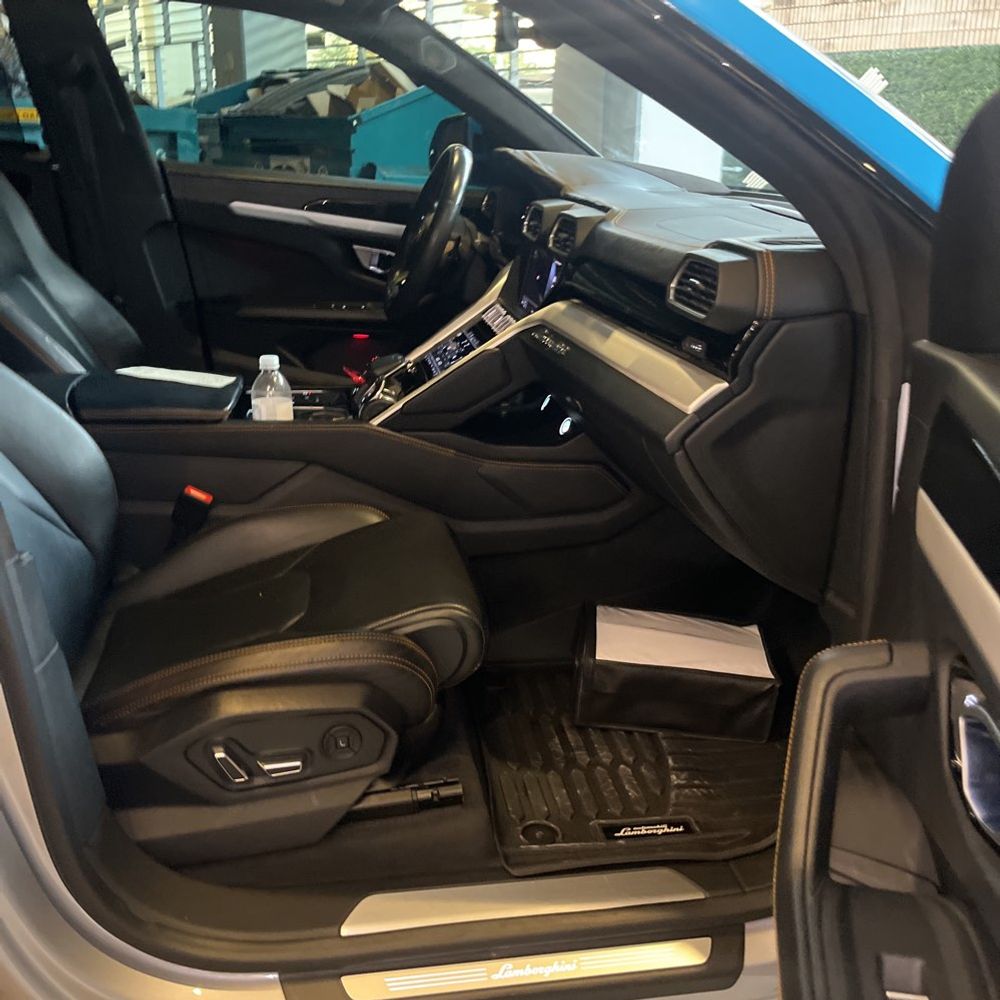 2019 Lamborghini Urus
